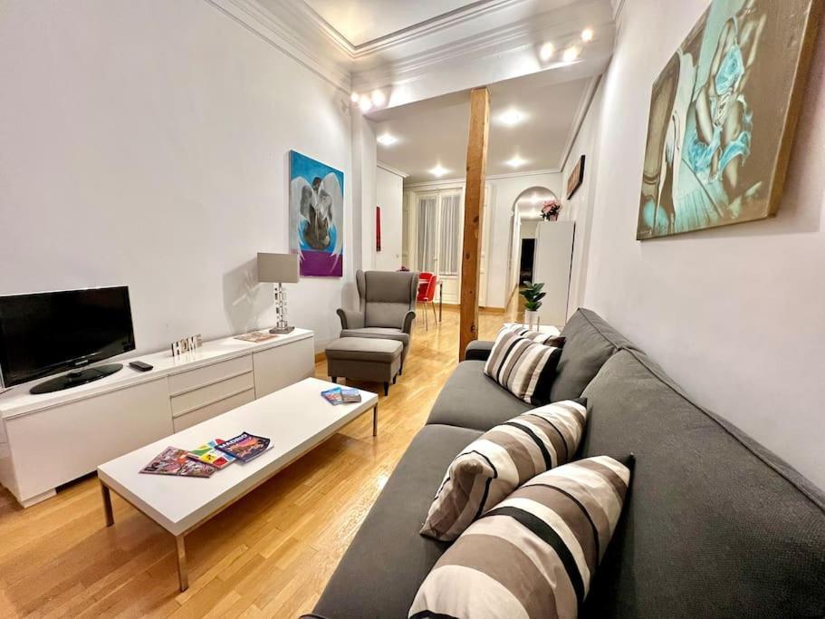 Alojamiento Entero Centro: Piso . Chueca Appartement Madrid Buitenkant foto