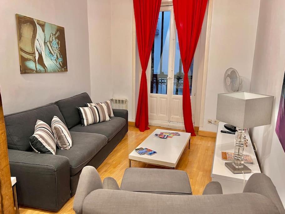 Alojamiento Entero Centro: Piso . Chueca Appartement Madrid Buitenkant foto